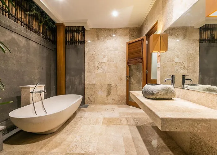 Listien N3 Seminyak (Bali)
